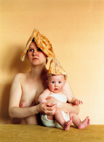 o.T. (Fladenbrotm�tzen),1997, 141 x 109 cm